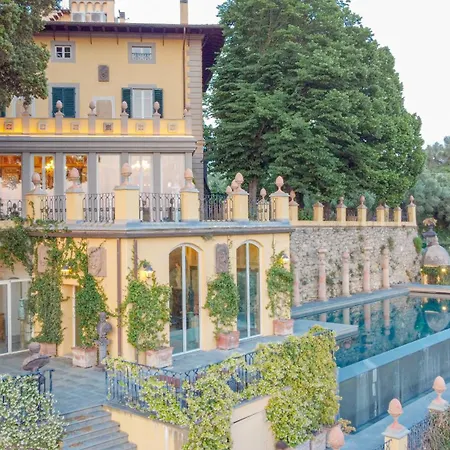 Rey Bugallo Villa Crespina